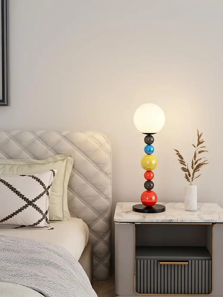 Lampy podłogowe Art Deco Gourd Nowoczesny kolor Czerwona lampa stojąca Salon Sypialnia Narożne oświetlenie wewnętrzne Lampka nocna LED