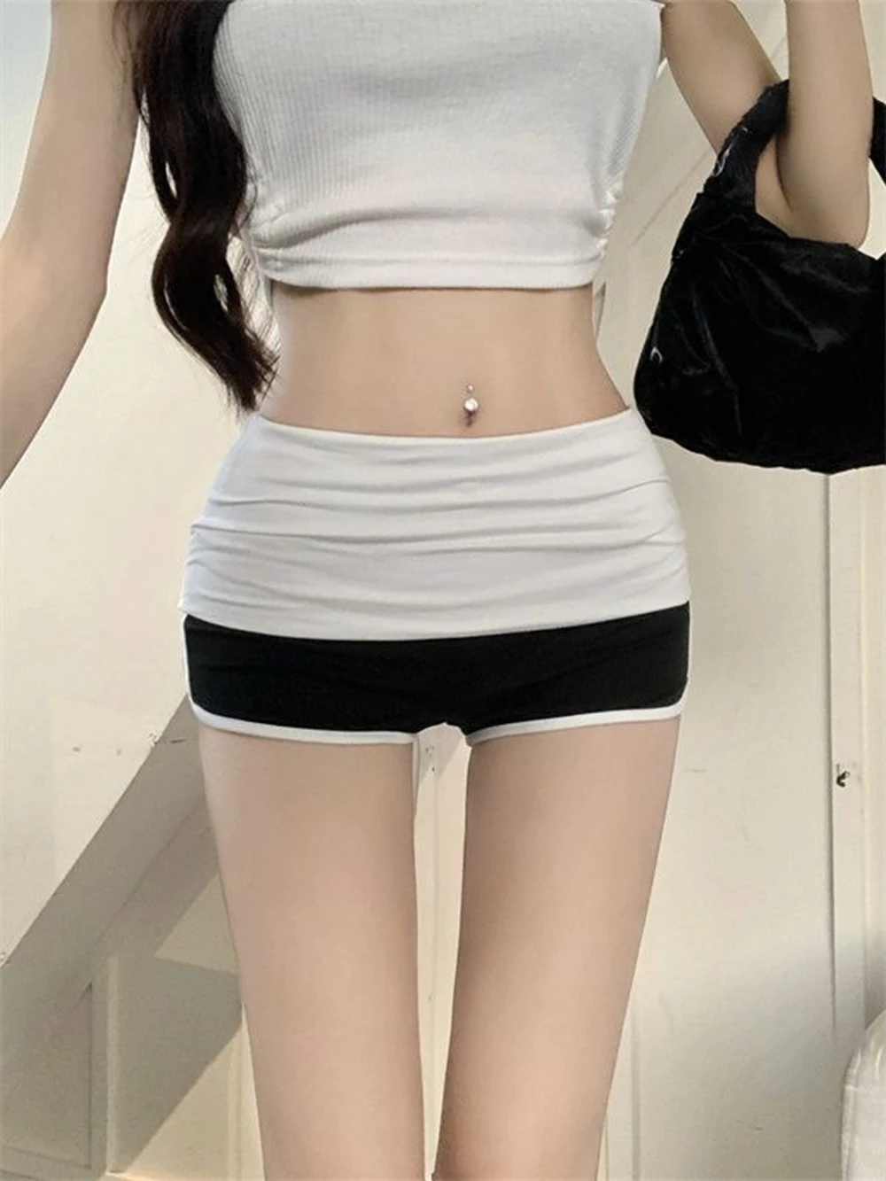 여성 섹시 스포츠 반바지 하이웨이스트 요가 반바지 한국 스타일 프레이드 여성 슬림 스트리트웨어 탄력 반바지 단색