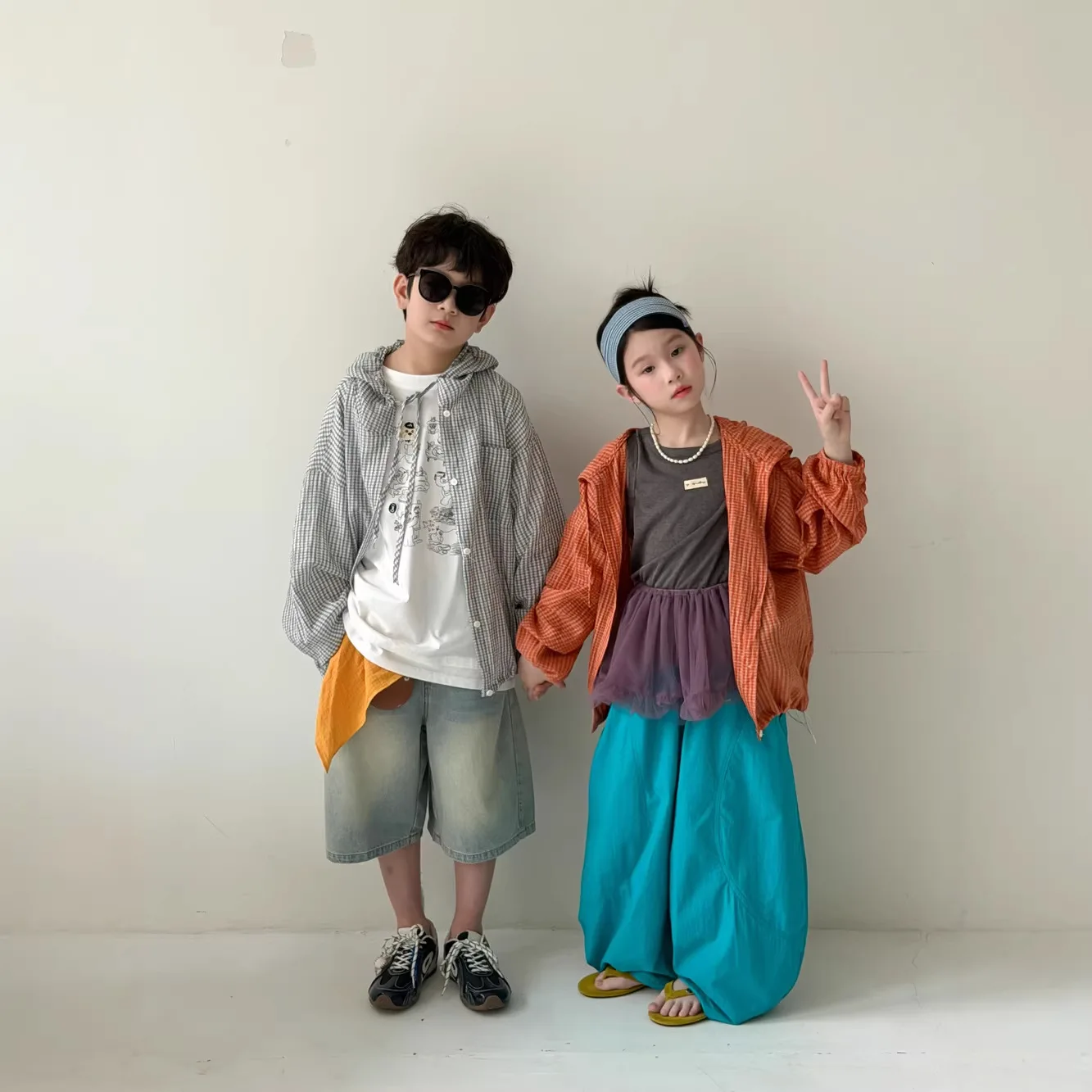 2026 Summer Kids Plaid Sun Protection Jacket Unisex Boy Girl Hooded Outerwear Lightweight Breathable Loose Casual Outdoor Coat