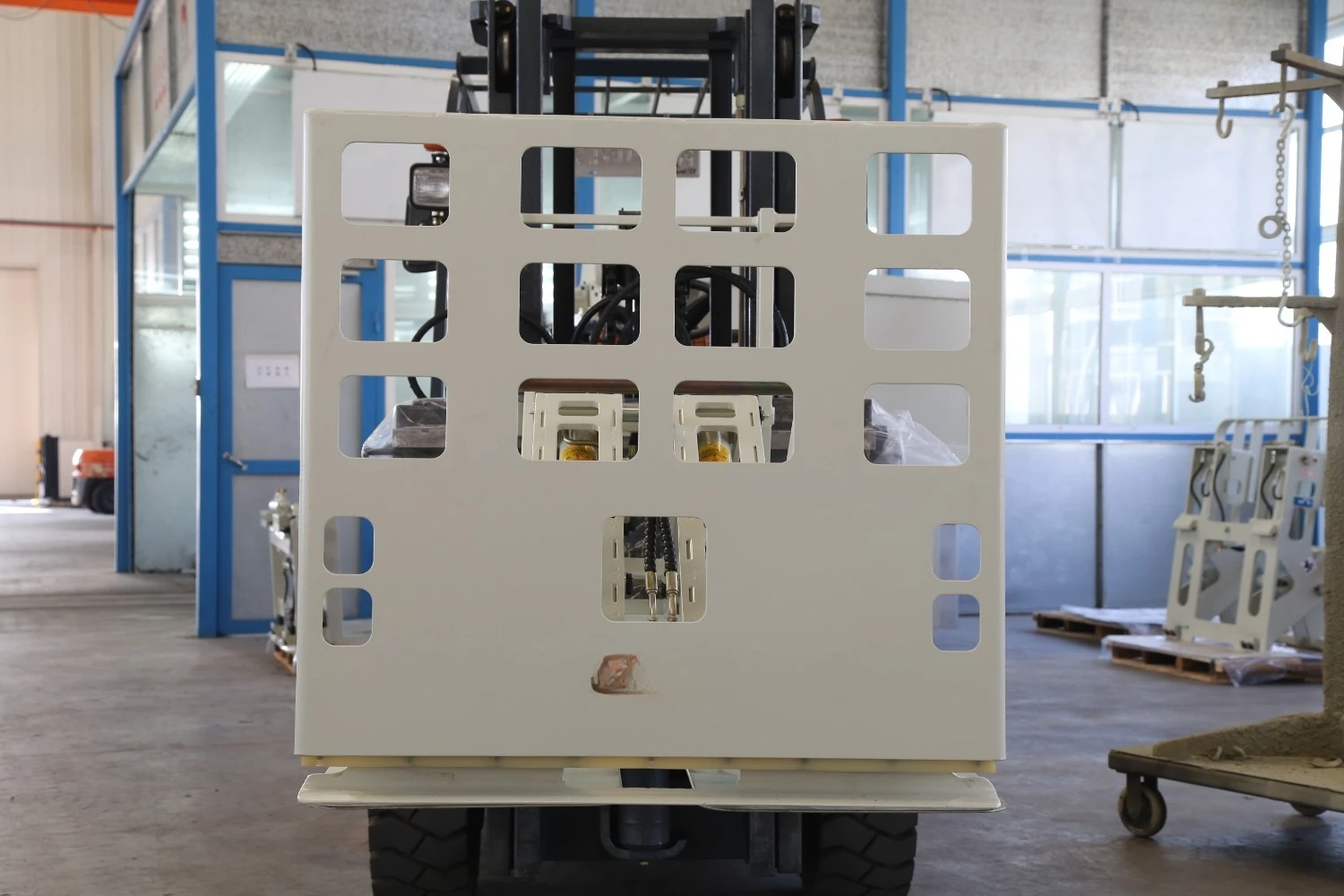 Forklift Parts Attachment 1-5t Quick-Installed Polished Q345 Steel Push Pulls with High Quality for Heli Clark
