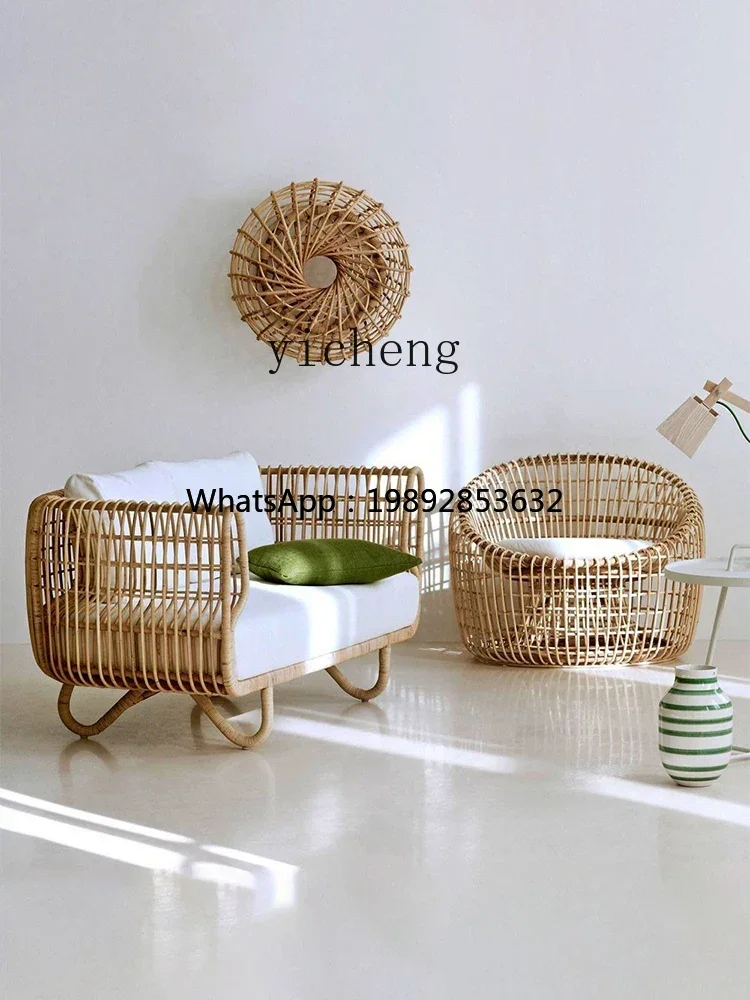 أريكة خارجية منسوجة كرسي الروطان مجموعة طاولة القهوة أثاث الشرفة كرسي داخلي