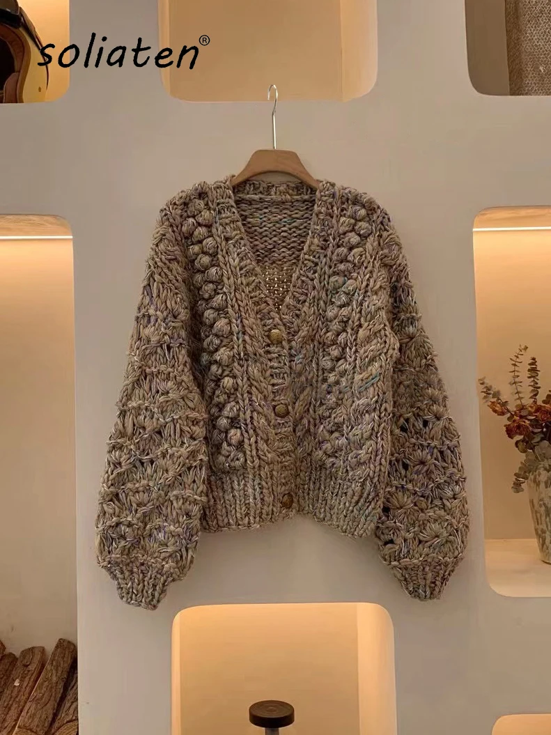 Ręcznie robiony gruby kardigan damski dekolt w serek sweter w stylu vintage płaszcz 2024 zimowy Trend Bubble Retro znosić elegancka dzianina strój