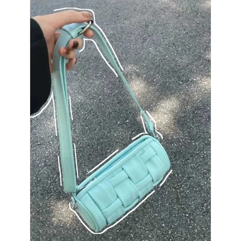 

Silver Bag Women's Niche Chain Underarm Bag Shoulder Premium Oblique Span Bag Exquisite Simple Fashion Trend Personality Leisure