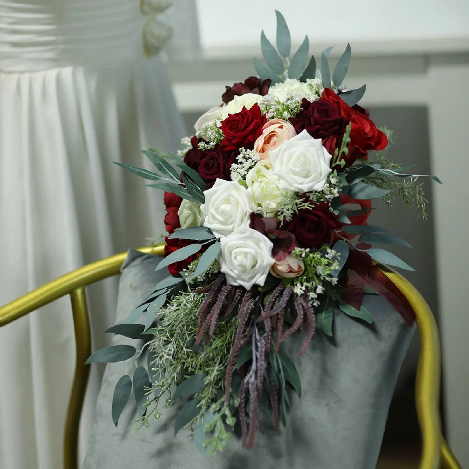 arreglo-floral-en-forma-de-lagrima-arreglo-floral-artificial-de-larga-duracion-recuerdo-arreglo-floral-artificial-para-novia-arreglo-floral-artificial-para-boda