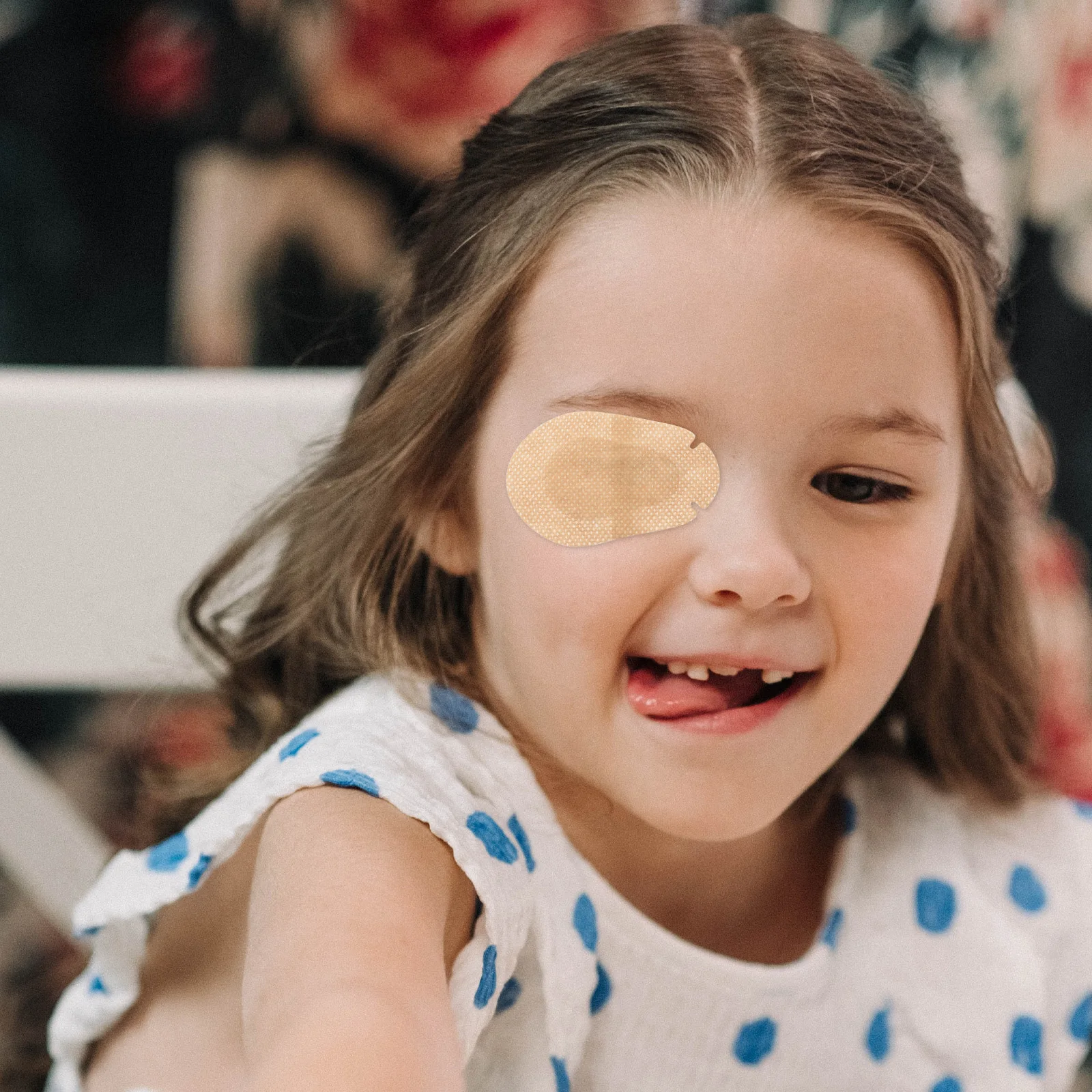 

60pcs Kids Lazy Pad Amblyopia Treatment Non-woven Adhesive Fabric 5x7 5cm Single Eye Eye Bandages Shield Patch