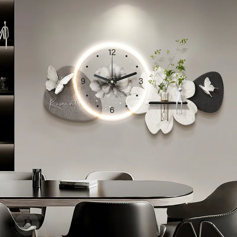 Silent Light Luxury Wall Watch Creative Aesthetic Fashion Romantic Clock Wall Interior High Quality Reloj Pared Home Decoration