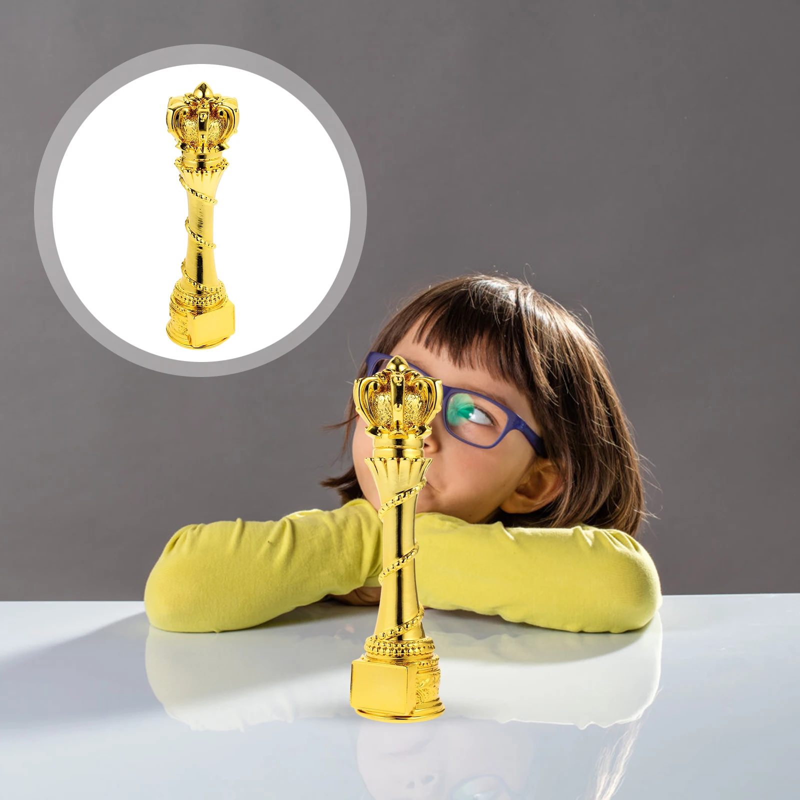 

Creative Resin Trophy Music Dance Competition Award Delicate Sports Prize for Kids School Party Event Small Trophy Gift
