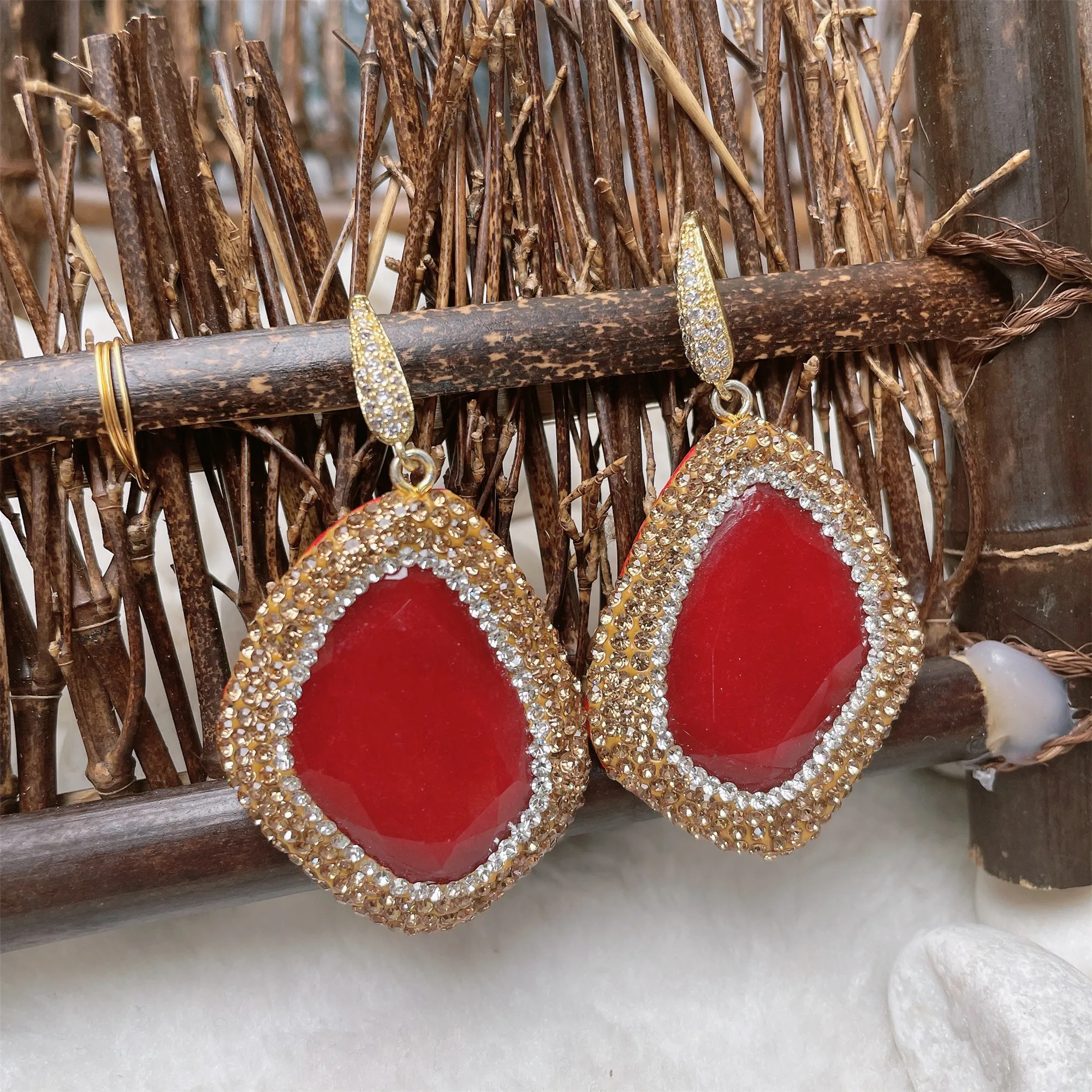 

European and American style dyed jade irregular red earrings ladies personality simple exquisite noble earring jewelry