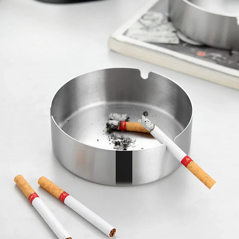 Round Stainless Steel Cigarette Ashtray Portable Tabletop Silver Gold Metal Ash Tray For Smoker Fly Ash Proof Ashtray Home Decor