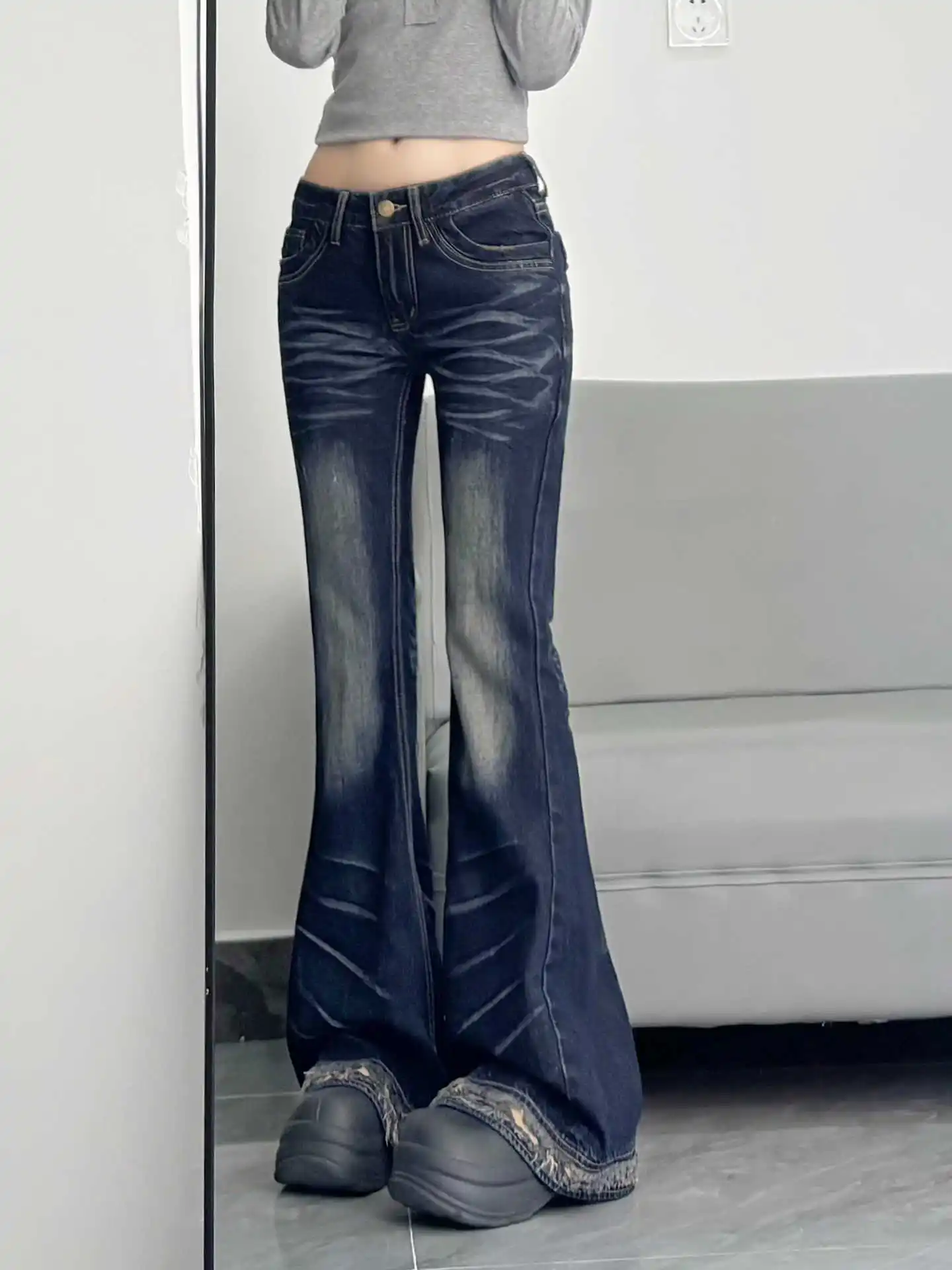 Осень-зима 202, женские американские ретро-низкие синие уличные джинсовые брюки-клеш 2000-х годов Y2k, узкие джинсы в сложенном виде, расклешенные джинсы