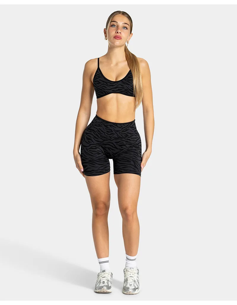 Size chart and fit details