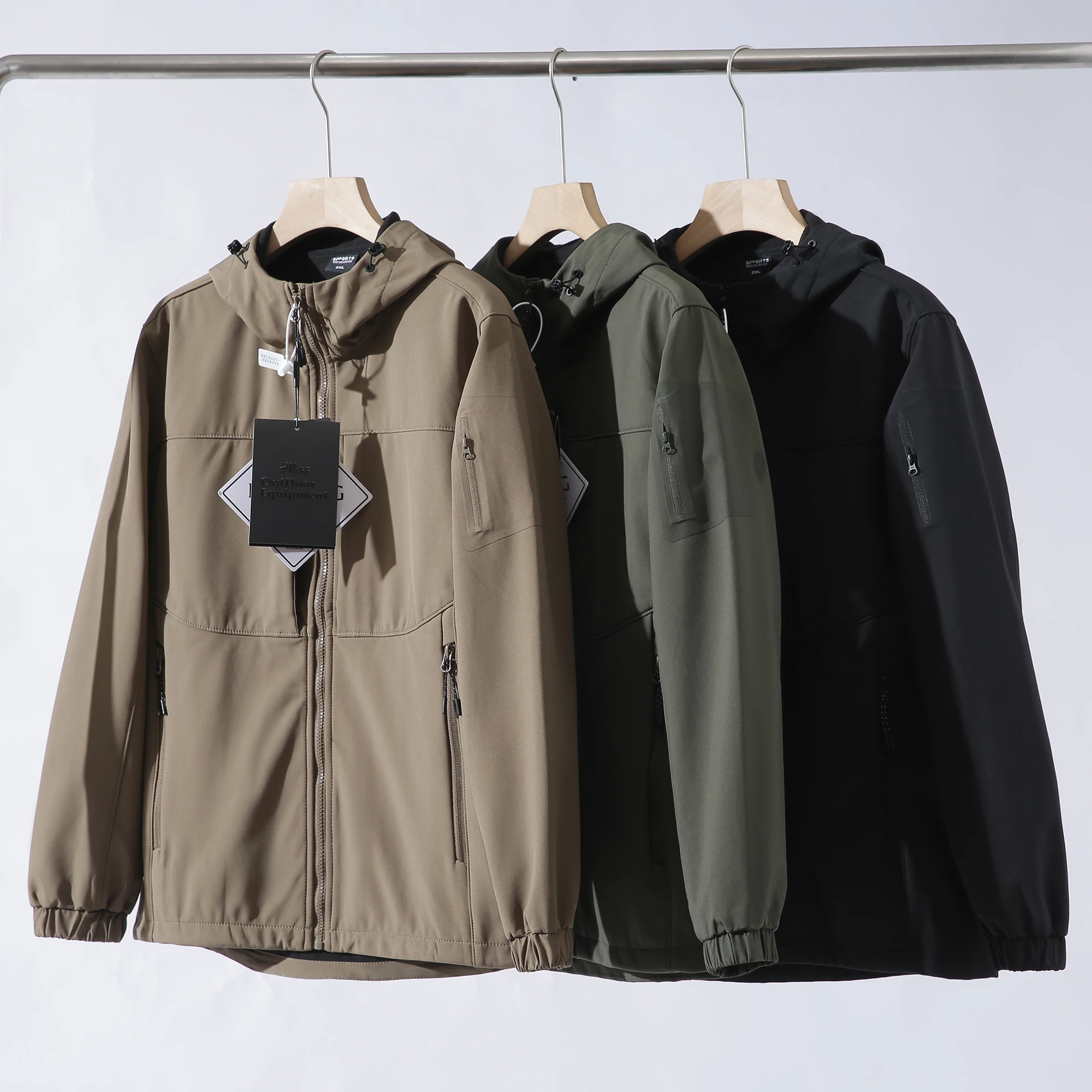 

Outdoor Casual Soft ell Faion Color Hooded Jaet Autumn Winter Waterproof Windproof Men'S irt Coat