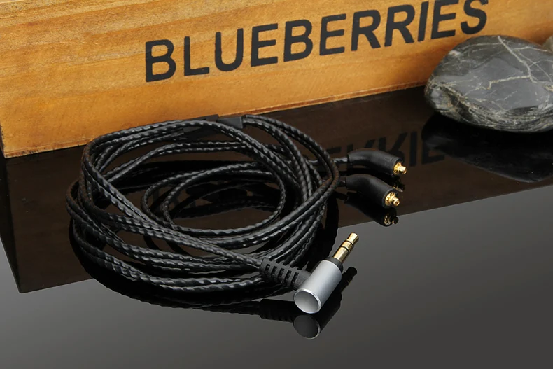 

BLACK OCC Silver Plated Audio Cable For FiiO F5 F9 F9SE F9Pro FH1 FH5 FA7 FA1 FH7 FH5s FD3 FD3 pro FD5 FD7 FA9 MMCX FH7S