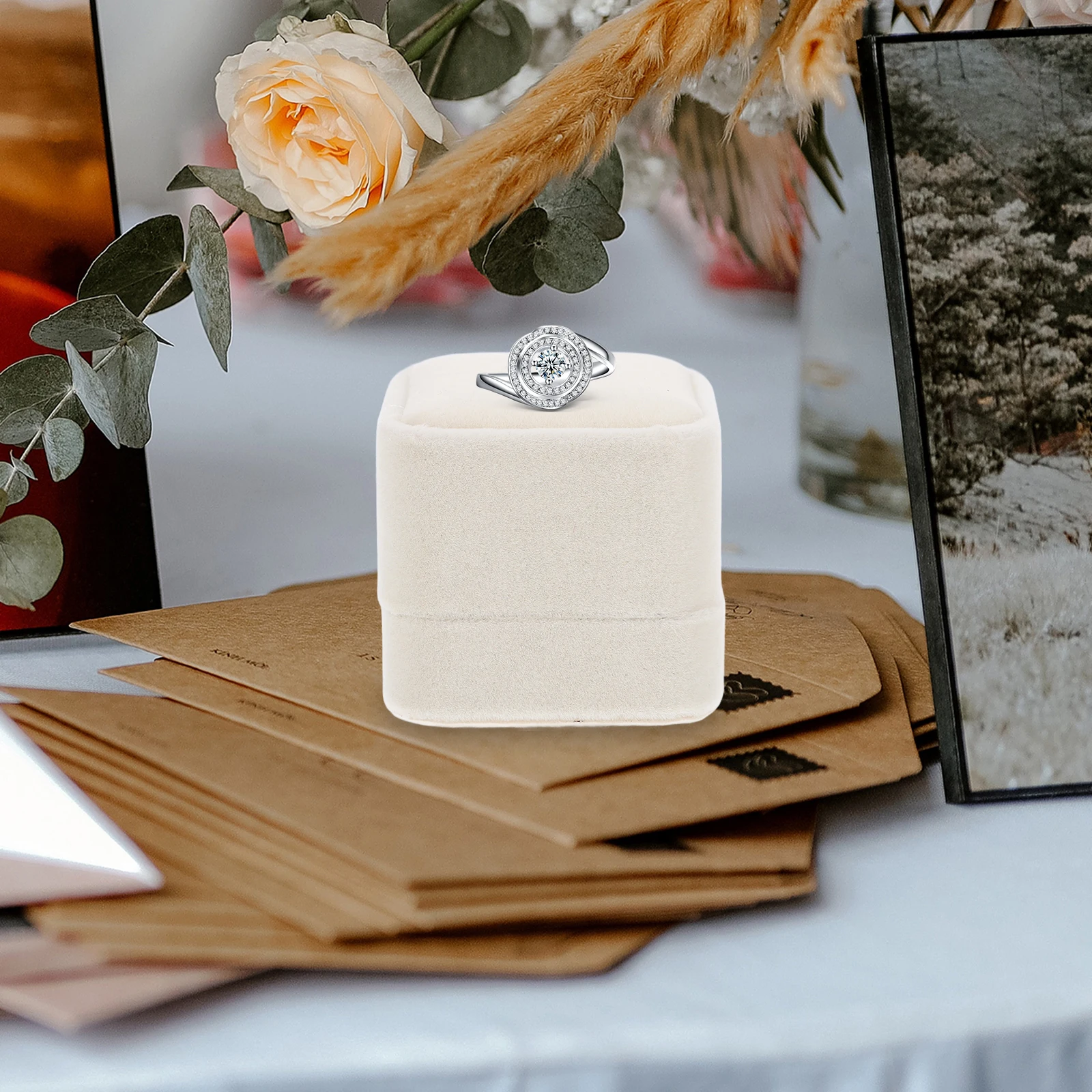 

Luxury 1Pc Velour Fabric Ring Box For Jewelry Storage Travel Organizer Case Small Square Shaped Engagement Wedding Gift