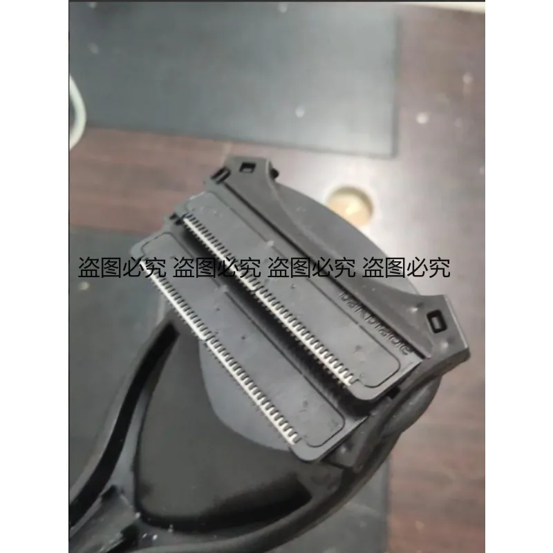 Long Handle Foldable Body Groomer Painless Manual Shaver Back Hair Remover Portable Body Hair Trimming Tool