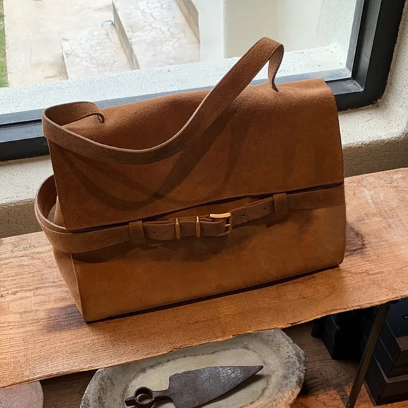 

Vintage Suede Tote Bag Women's Flip Shoulder Bag Belt Buckle Design Large Capacity Handbag Commute Crossbody Bag Shopping Bag
