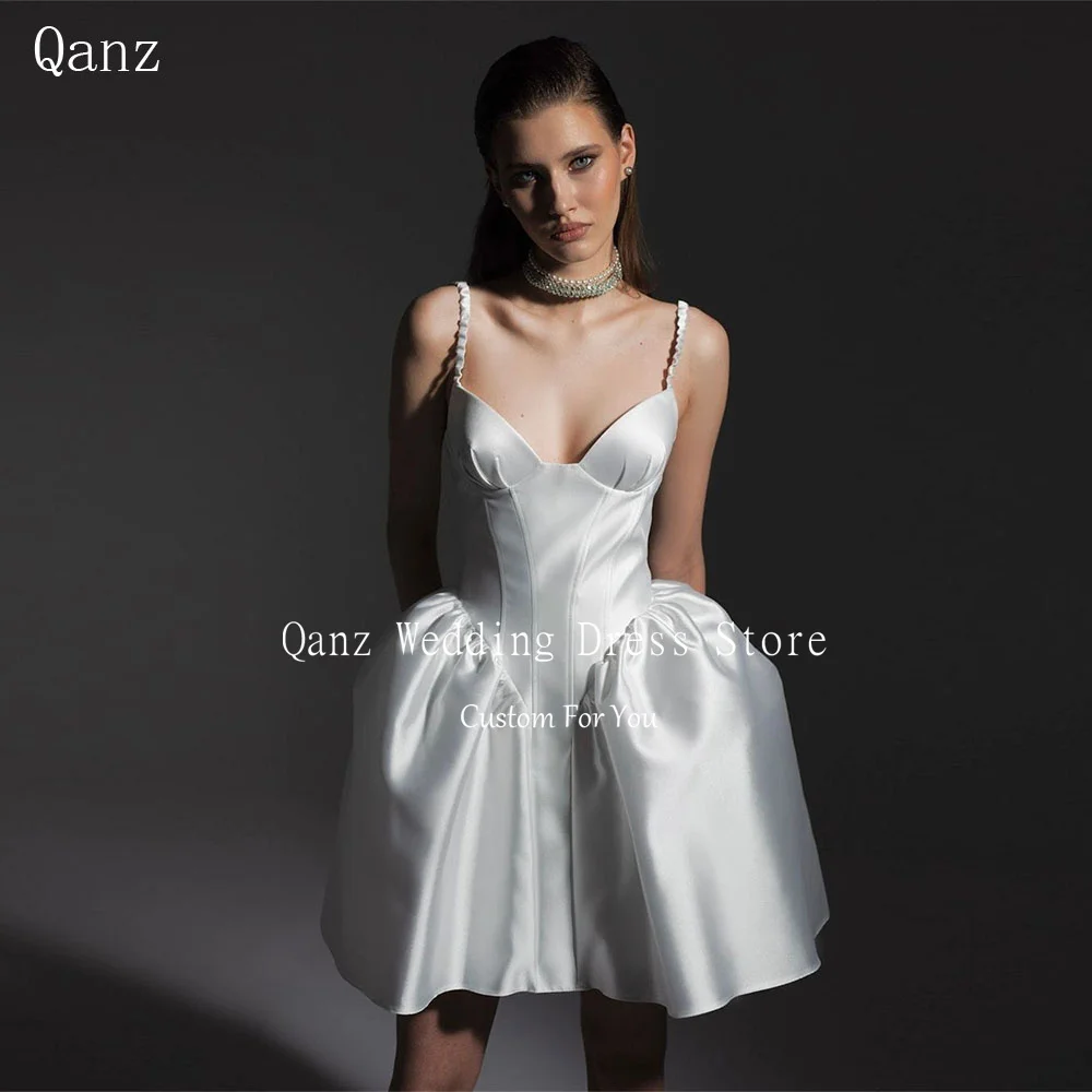 

Qanz Simple White Wedding Dress Spaghetti Straps Short A Line Party Gown Open Back Satin Mini Vestidos De Boda Para Fiestas