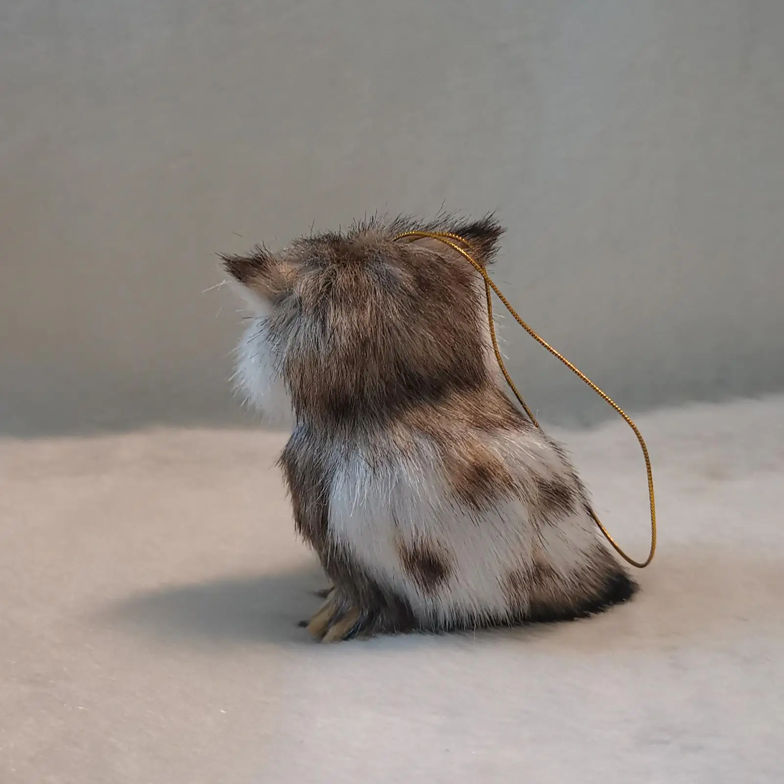 フクロウのぬいぐるみ、吊り下げ可能なペンダント、ループ付き、リアルで鮮やかな目、壁、ドア、ツリー、バッグの装飾に