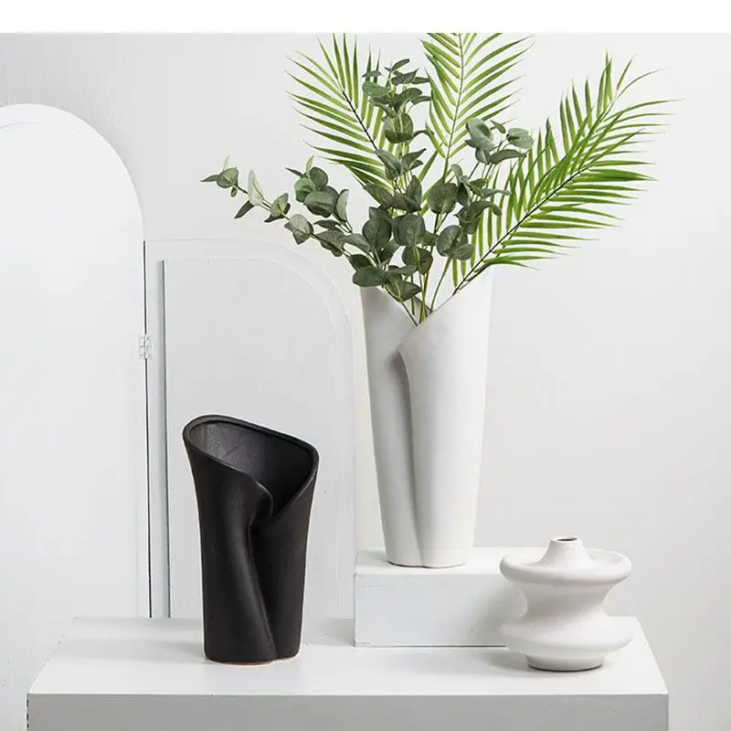 Large Diameter Irregular Ceramic Vase Desk Decoration Flowers Pots Decorative Flower Arrangement Minimalist Porcelain Vases