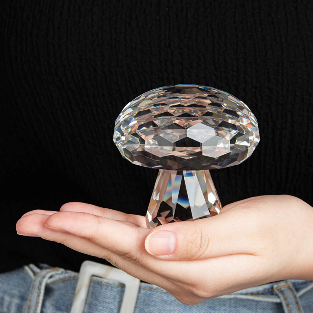 

Exquisite Crystal Mushroom Statue Beautiful Home Mushroom Figure Charming Decorative Mushroom Piece for Living Room