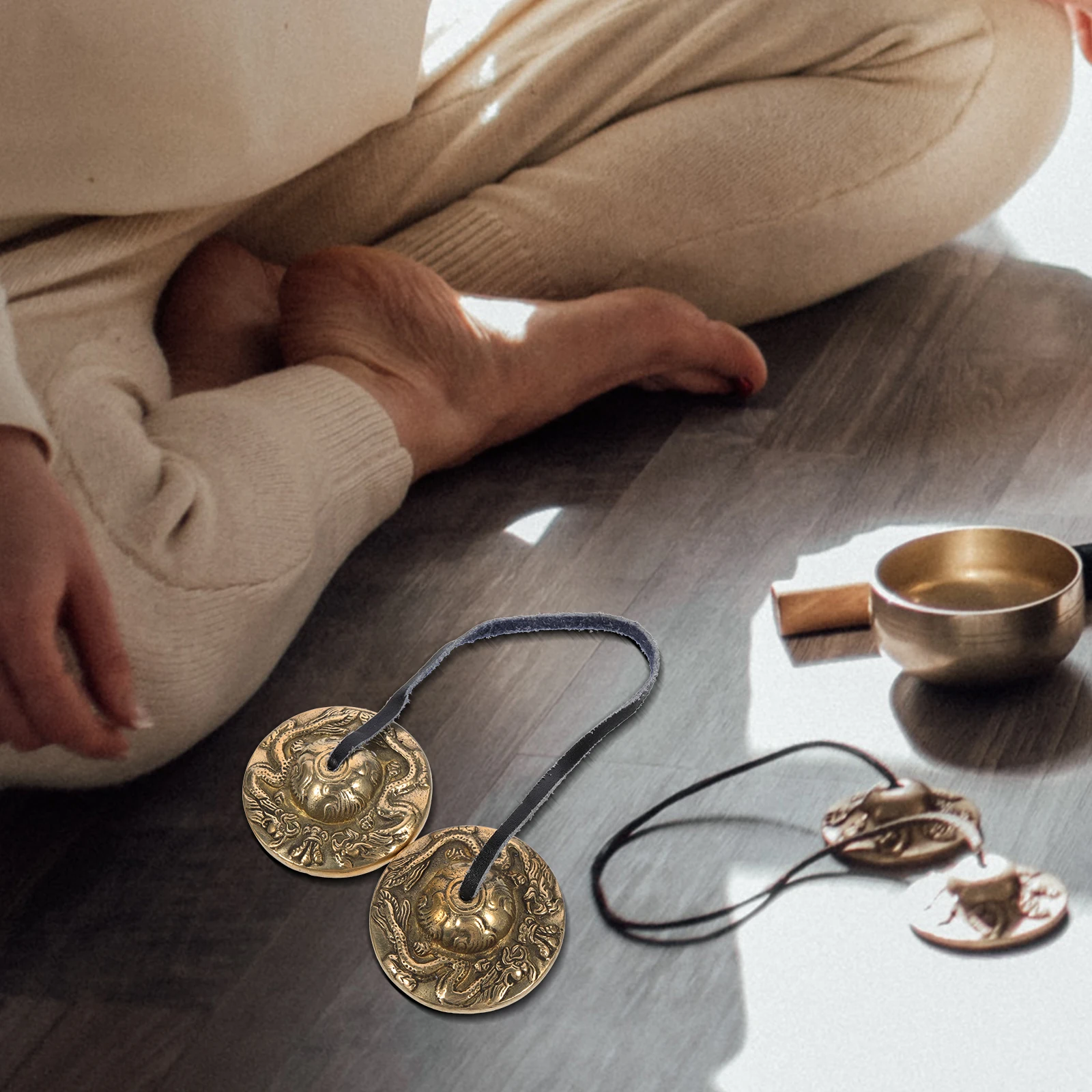 

Meditation Cymbal Bell Premium Material Yoga Sound Healing Bell Religious Percussion Instrument Golden Small Light Design Easy