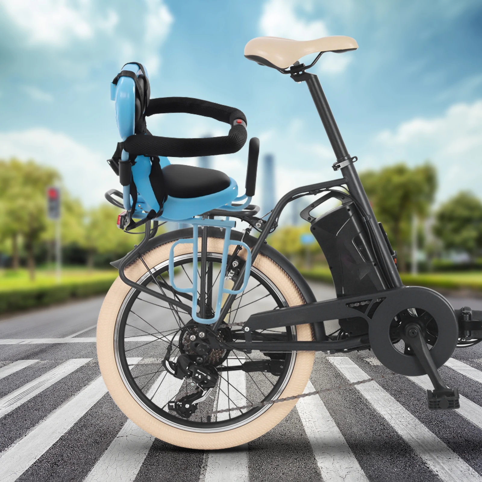 

Универсальное заднее велосипедное сиденье для детей — удобное и безопасное, стальная рама с мягкой подушкой, регулируемым ремнем безопасности и защитными перилами