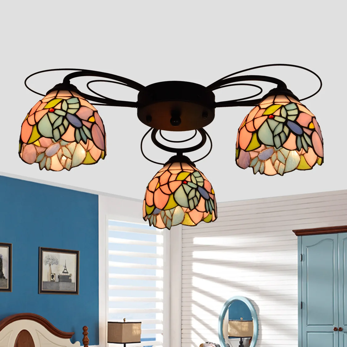 Multi-head ceiling lamp in guest dining room bedroom, American blue sunflower lamp, European Tiffany stained glass