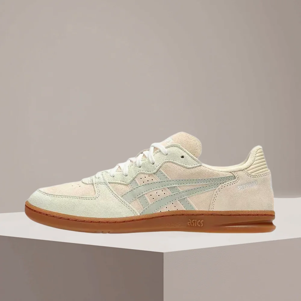 ASICS Skyhand OG Low-Top Sneakers Beige Classic Minimalist Stylish Casual Comfortable Shock-Absorbing for Unisex 1203A452-251