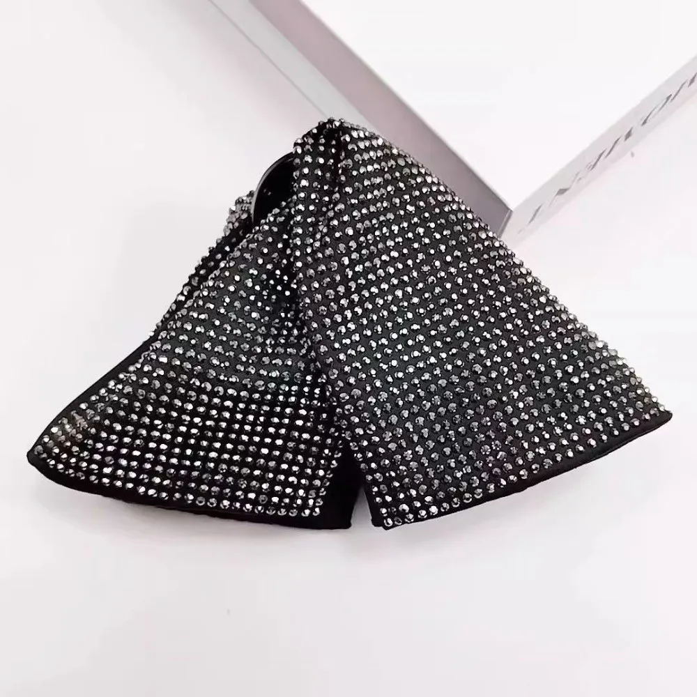Fashion Diamond-studded Fabric Triangle Hair Claws Elegant Versatile Hair Clip Shark Clip Headwear