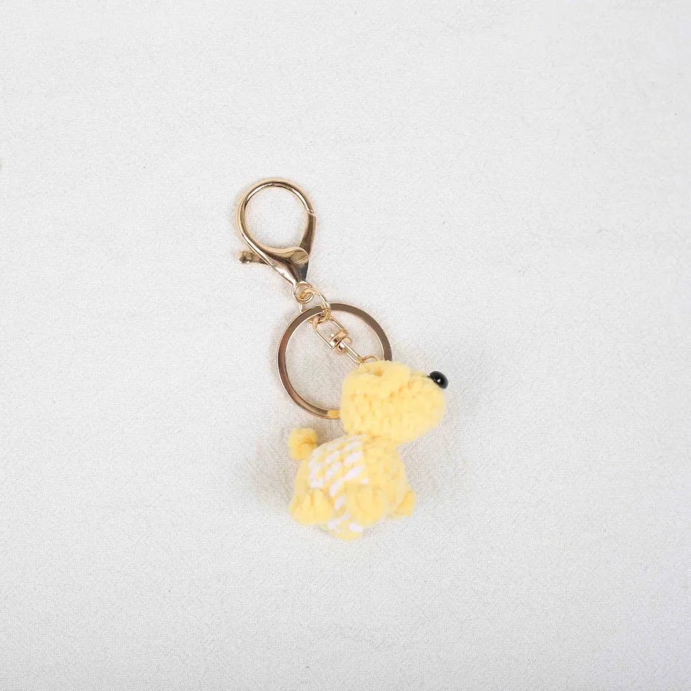 Llavero de ganchillo hecho a mano con diseño de perro teckel mini, lindo llavero de punto para mochila, regalo de joyería