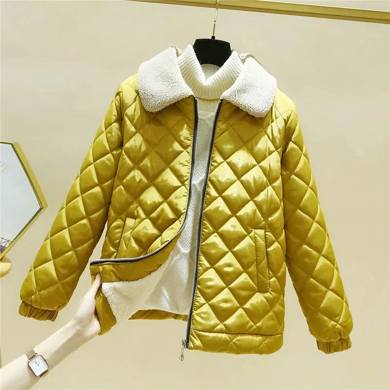 2023 neue Winter Unten Baumwolle Jacke frauen Kurze Samt Lamm Wolle Baumwolle Polster Jacke Fleece Dicke Weibliche Winter Mantel outwear