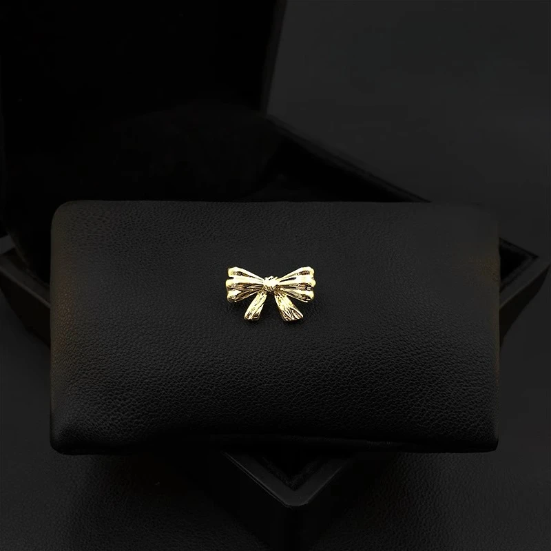 

Women's Golden Bowknot Brooch Anti-Exposure Collar Pin Fashion All-Match Neckline Fixed Buckle Clothes Jewelry Accessory 5313