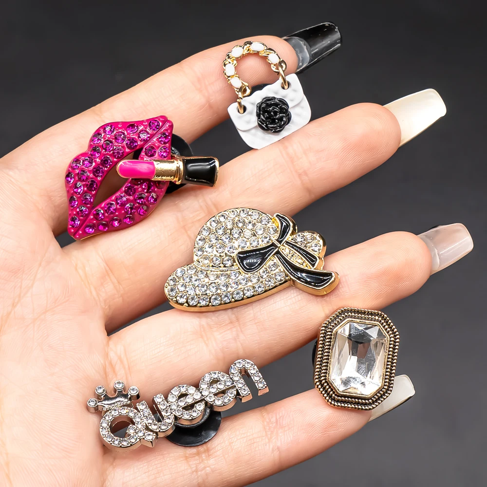 1 Stück Designer Goldene Krone Metall Schuh Charms Seestern Muschel Luxus Dekorationen für Schuhzubehör Herz Pins für Frauen Mädchen – Detail 33