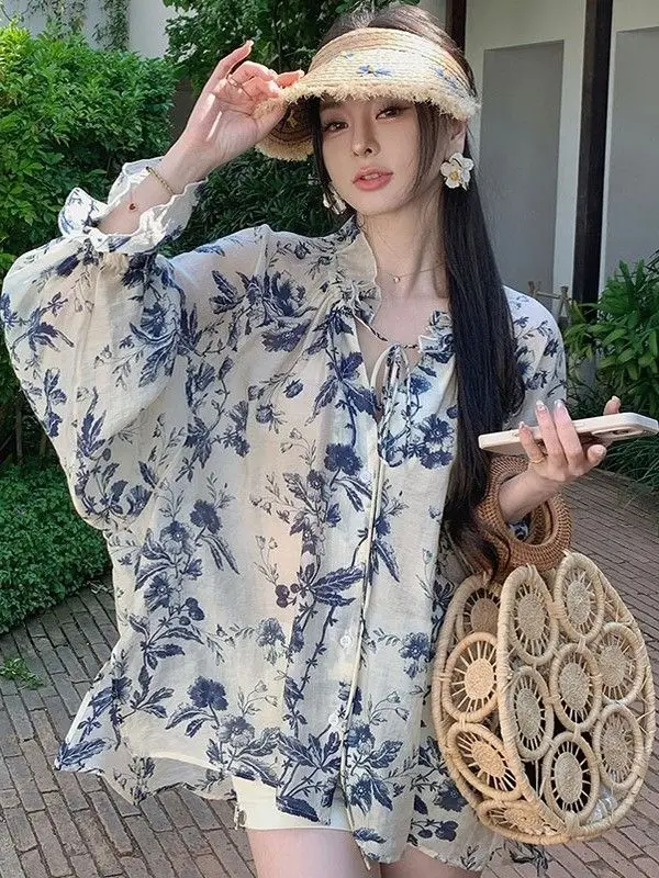 

Watercolor Printed Tie-dye Blouse For Women Summer Niche Loose Lazy Top