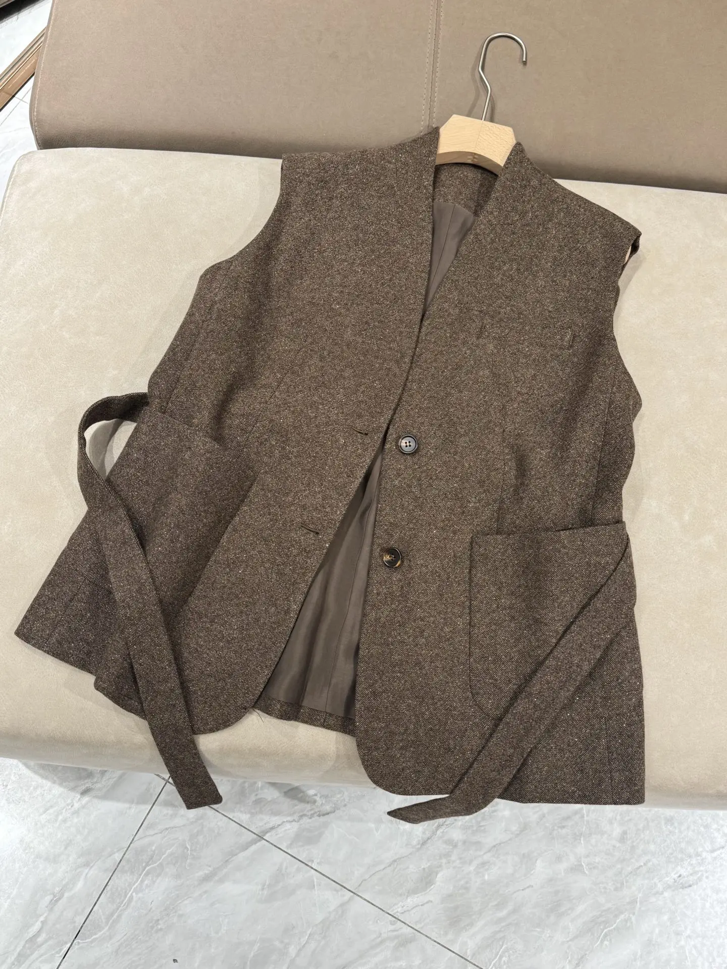 Nouveau gilet en laine à lacets pour femmes, haut décontracté assorti à la mode