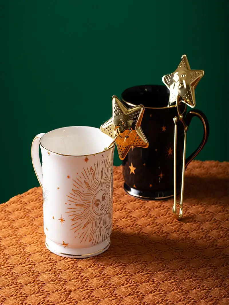 

Большие черно-белые керамические кружки с защитой от протекания, креативные простые парные чашки для воды, подарок