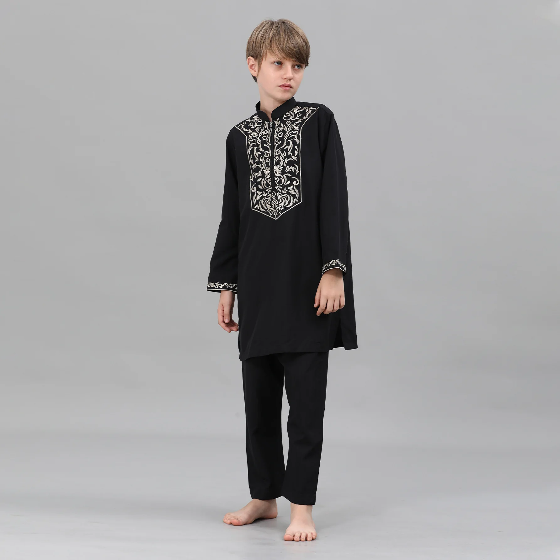 

Boys Embroidered 2 Piece Outfit Top Pants Set Kids Muslim Daffah Dishdasha Traditional Islam Robe Middle Eastern Prayer Clothing