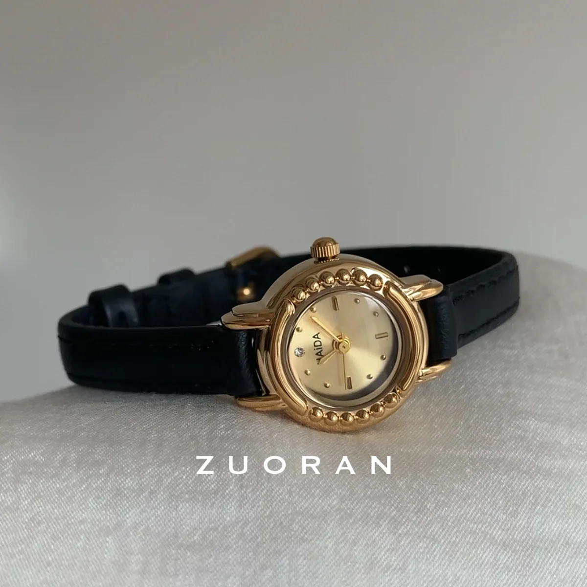 New women's wristwatch round, retro, exquisite, stylish, mini dial, quartz watch, elegant women's wristwatch, perfect as a gift.