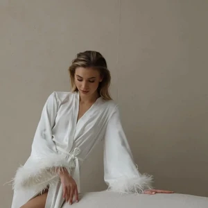 Brautbrautbrautstrafe, Maxi Satinroben, Boudoir White Marabou, langes Seidenkleid 10 Hauptverkäufe lange Federn - №9