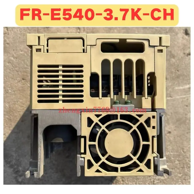 Used Frequency Converter FR-E540-3.7K-CH FR E540 3.7K CH Normal Function Tested OK