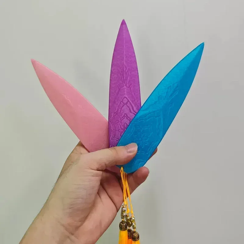 Halloween 1-6 uds Kpop Demon Hunters Zoey Cosplay luces dardo armas accesorios de juego de rol Huntrix carnaval banda accesorios brillantes