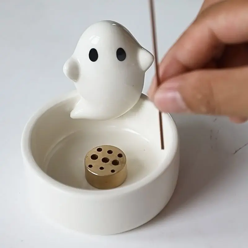 

Ceramic Ghost Line Incense Plug Tray, Small Aromatherapy Stove, Household Ornament,Easter Gift, Free Nine-hole Incense Plug