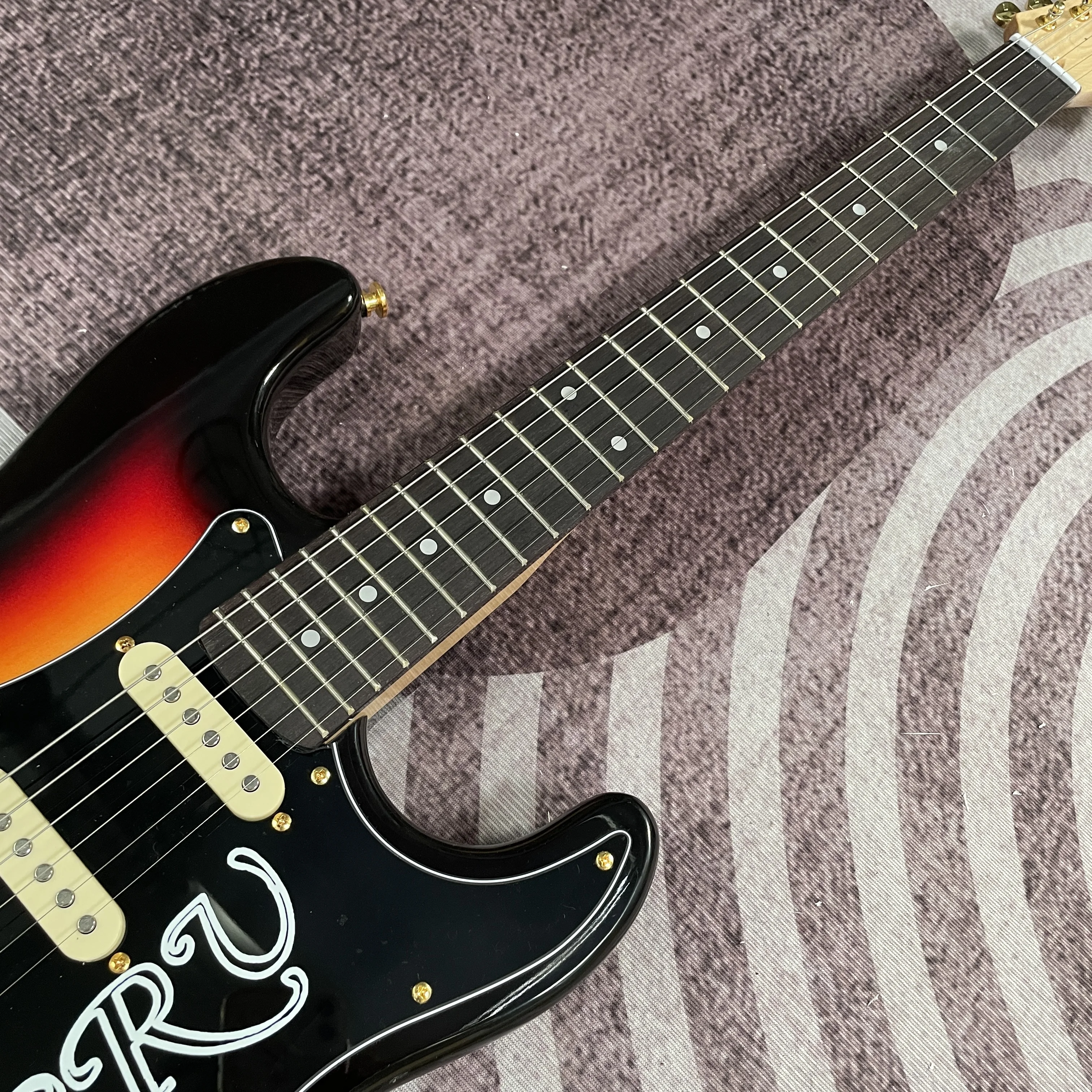 Thumbnail 2 - #18 Electric Guitars Comparison Guide