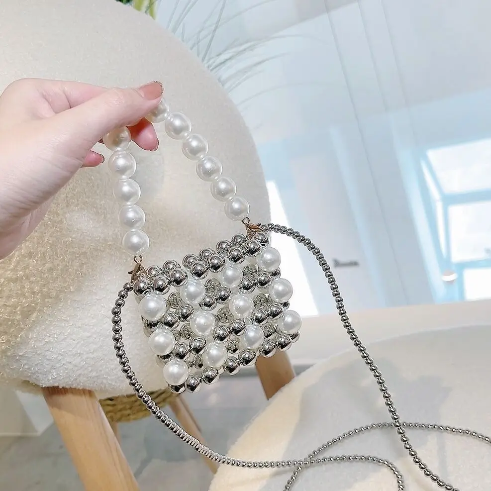 2024 새로운 미니 진주 Crossbody 가방 광장 핸드백 유행 여성의 유행 가방 작은 파란색 지갑 사각형 모양