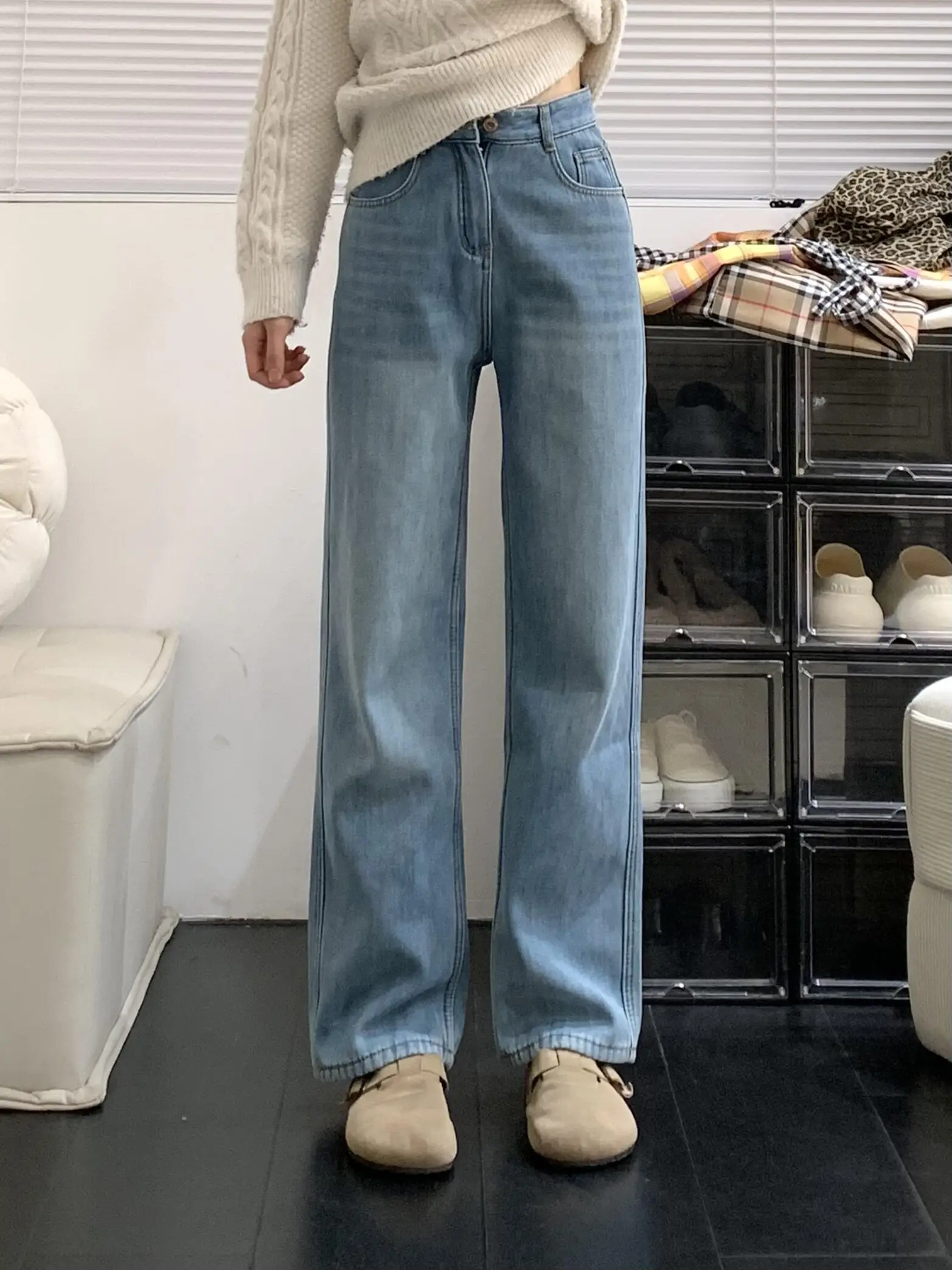 

High Waist Fleece Lined Straight Leg Jeans Women's Winter 2025 New Style Versatile Loose Fit Wide Leg Pants Casual Denim