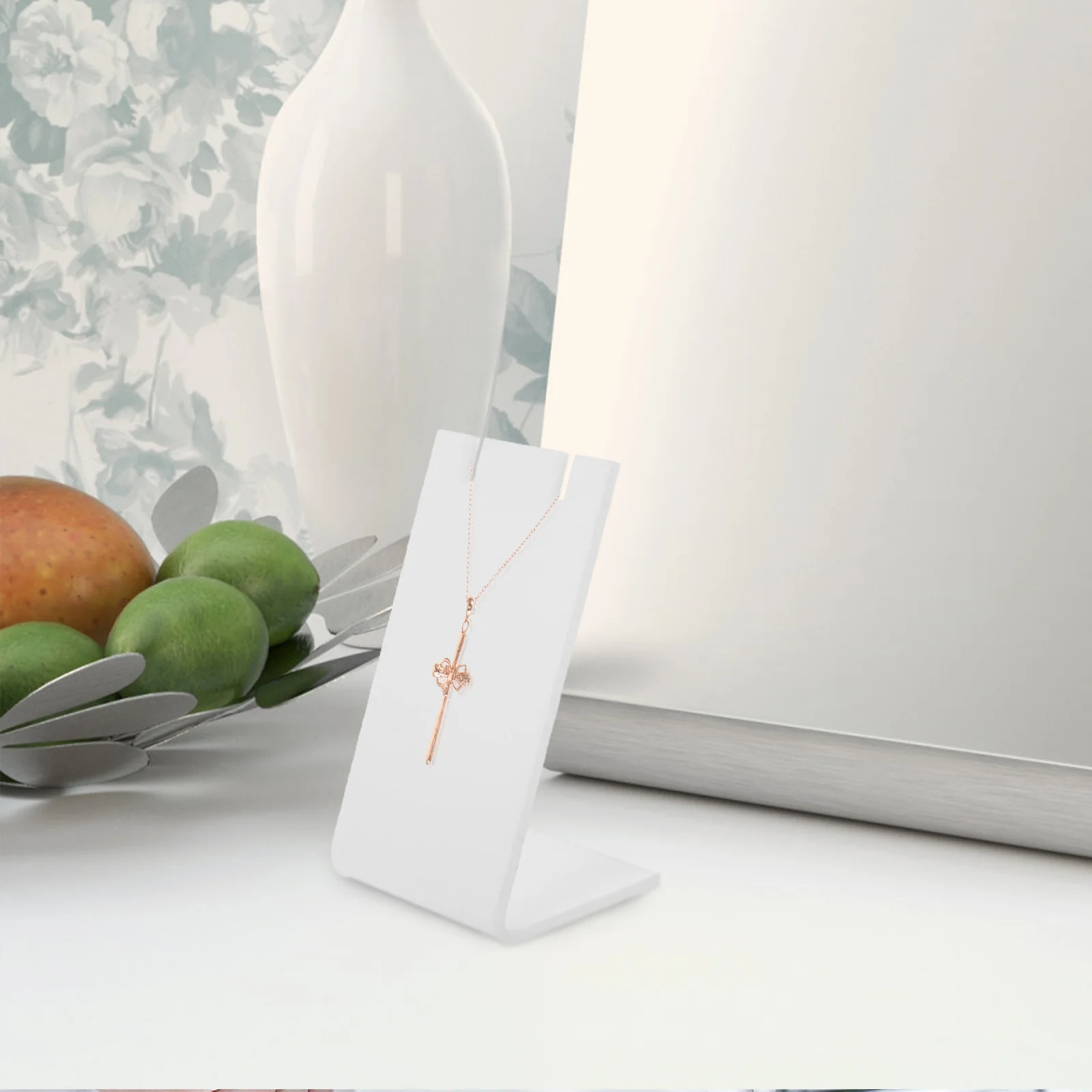 

2Pcs Acrylic L Shape Jewelry Stand Earring Display Holder Organizer for Necklaces Bracelets Retail Display Case