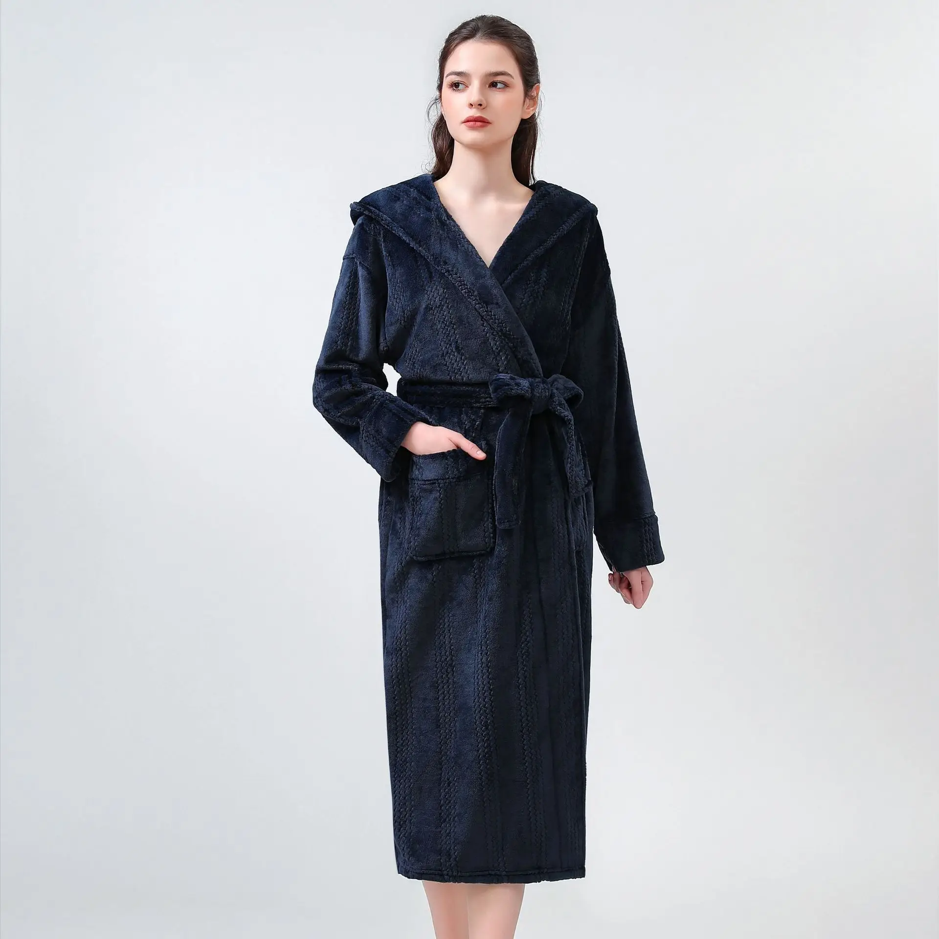 

Women Long Warm Bathrobe Fluffy Fleece Thermal Bath Robe Winter Dressing Gown Sleepwear Plus Size Hooded Flannel Bathrobe