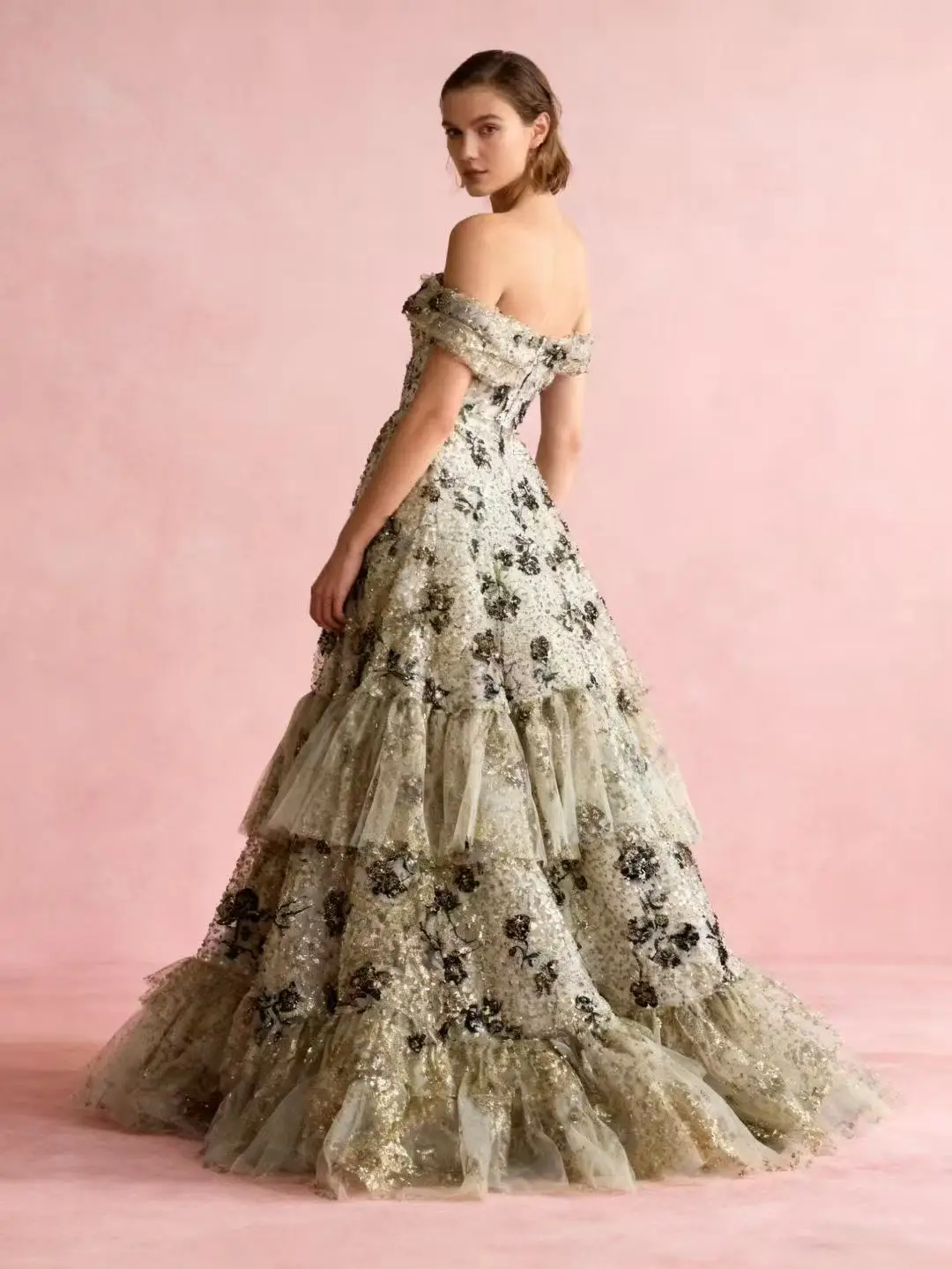 

Nigerian Sequins Lace Fabric High Quality African Lace French Tulle Sequin Embroidery Lace Fabrics For Party Wedding dress Sew