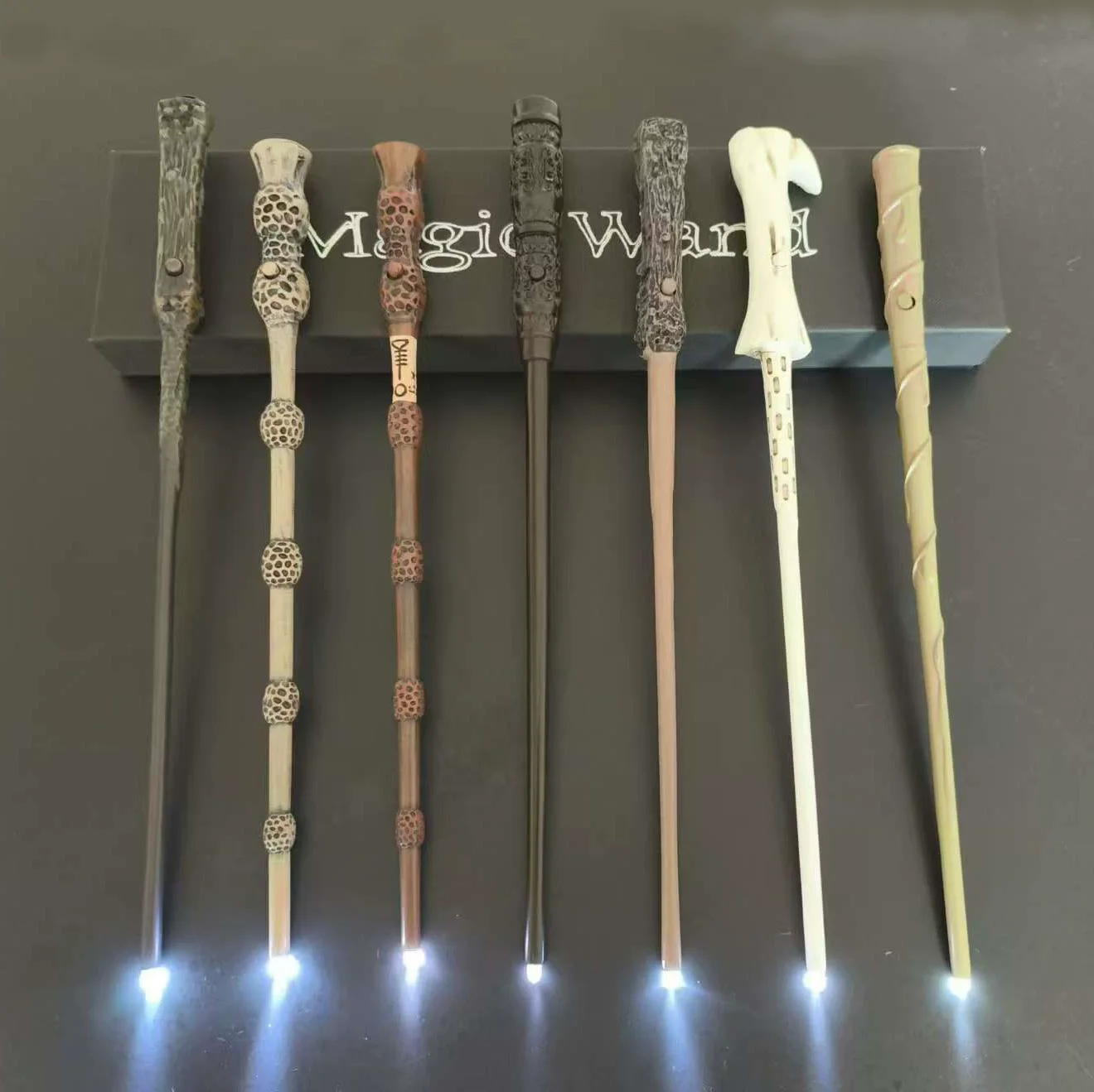 �y�Z�[�����z���@�g���̏� ���@�̌���� �C���^���N�e�B�u�ȃ}���`�J���[LED���C�g ���@�̌��ʉ� ���@�g���̃R�X�v���ɍœK �a�����v���[���g