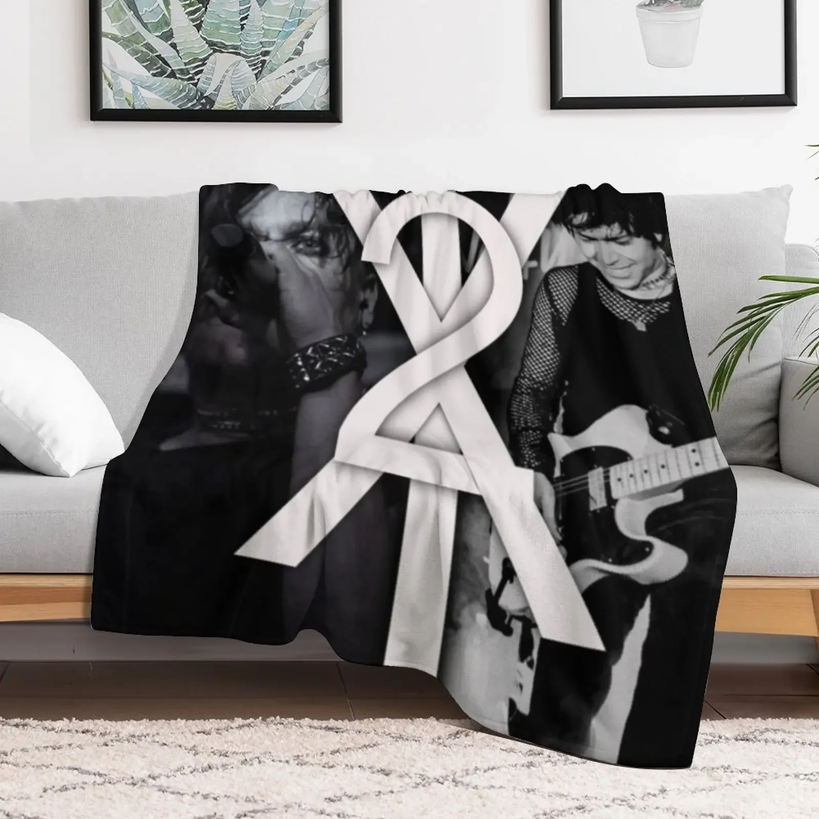TX2 Throw Blanket Stylish Decor Blanket Gift for Friends Roommate